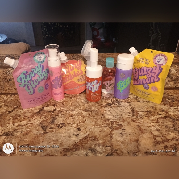glow up Other - Glow up beauty Bundle Pamper Me Spa Day